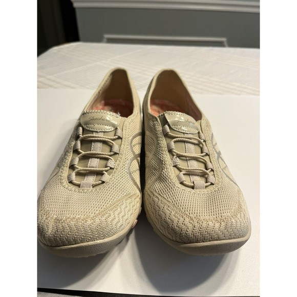 Skechers Relaxed Fit Memory Foam Slip On Women’s 9.5 Shoes EUC - Picture 10 of 12